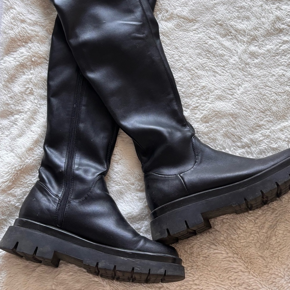 Women's Black Knee-High Boots